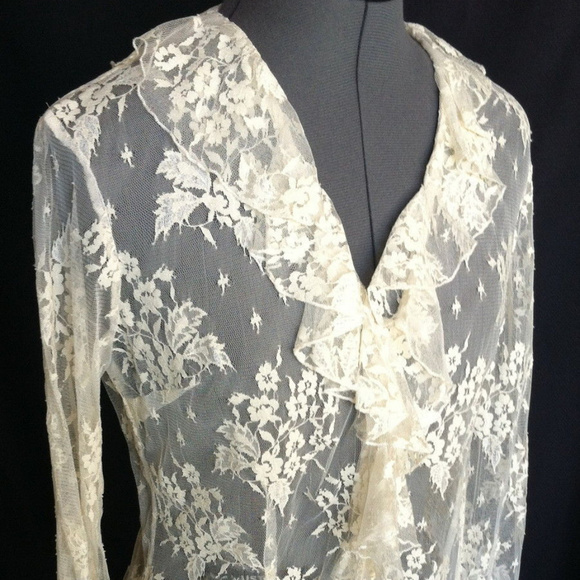 Express Tops - EXPRESS Top Blouse 7/8 Nylon YES Its see through L